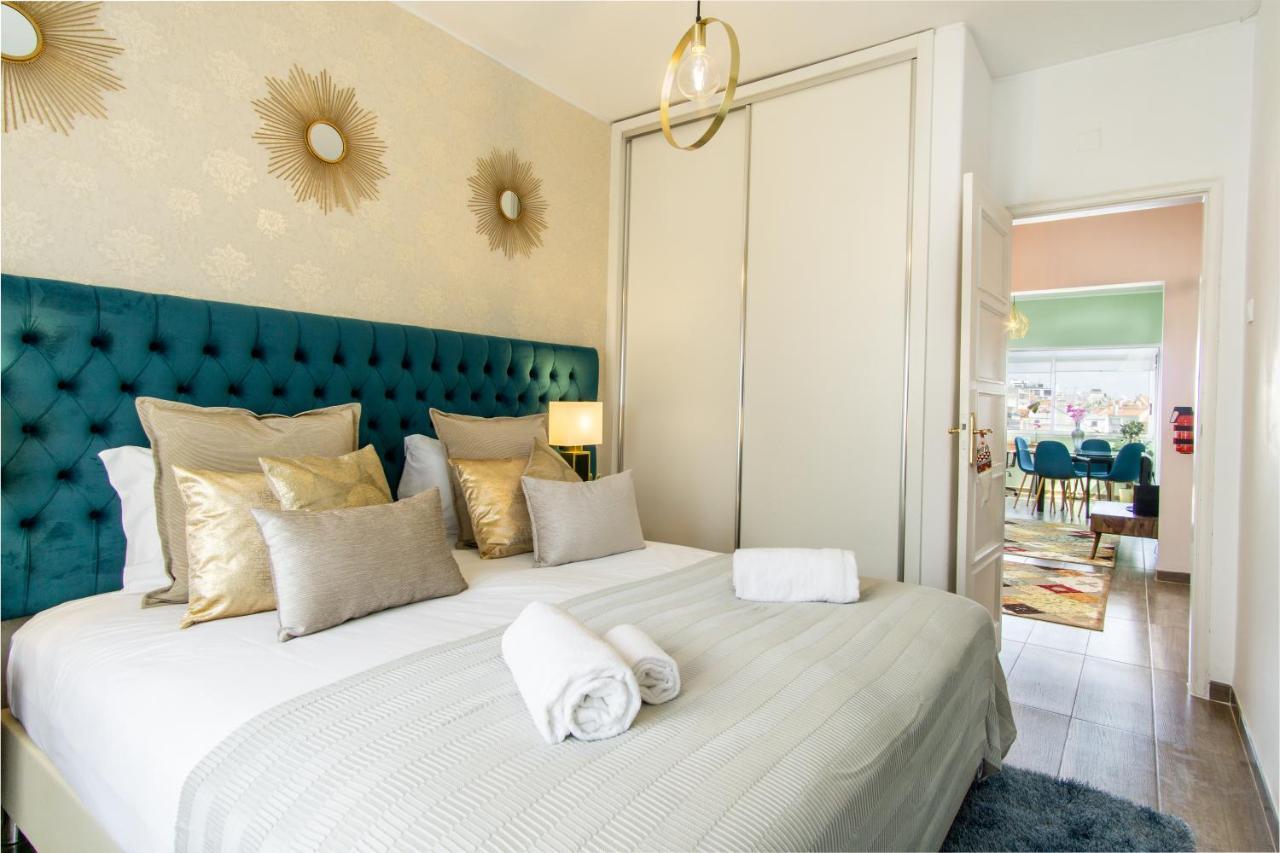 Gaze Out At The City In A Retro-Chic Getaway Lisboa Eksteriør bilde
